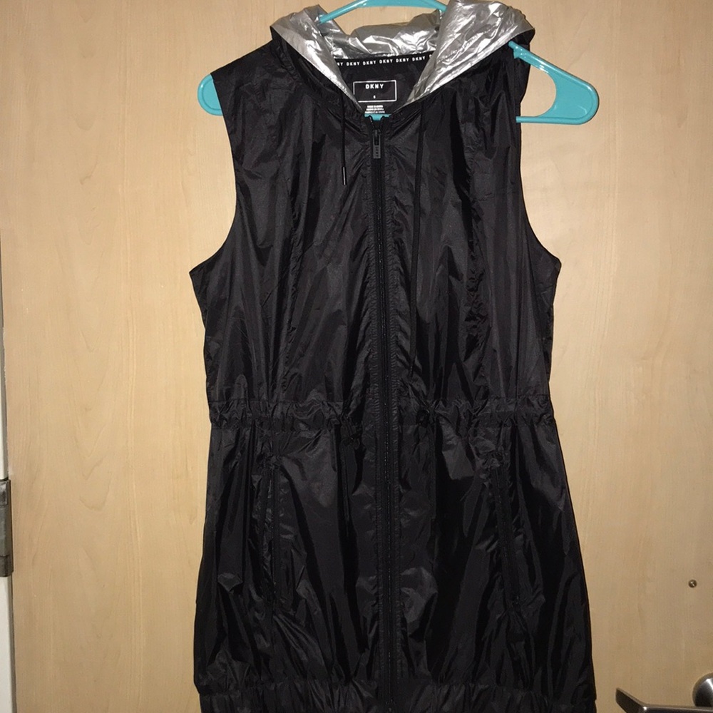 DKNY Shortsleeved Rain Jacket